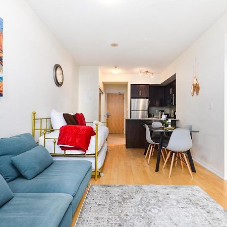 Downtown Toronto Condo Mins From Scotiabank Arena, Tiff, Cn Tower, Union, Mtcc Exterior foto
