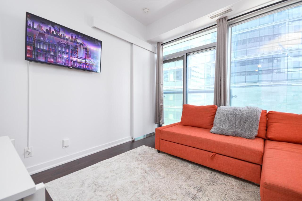 Downtown Toronto Condo Mins From Scotiabank Arena, Tiff, Cn Tower, Union, Mtcc Exterior foto